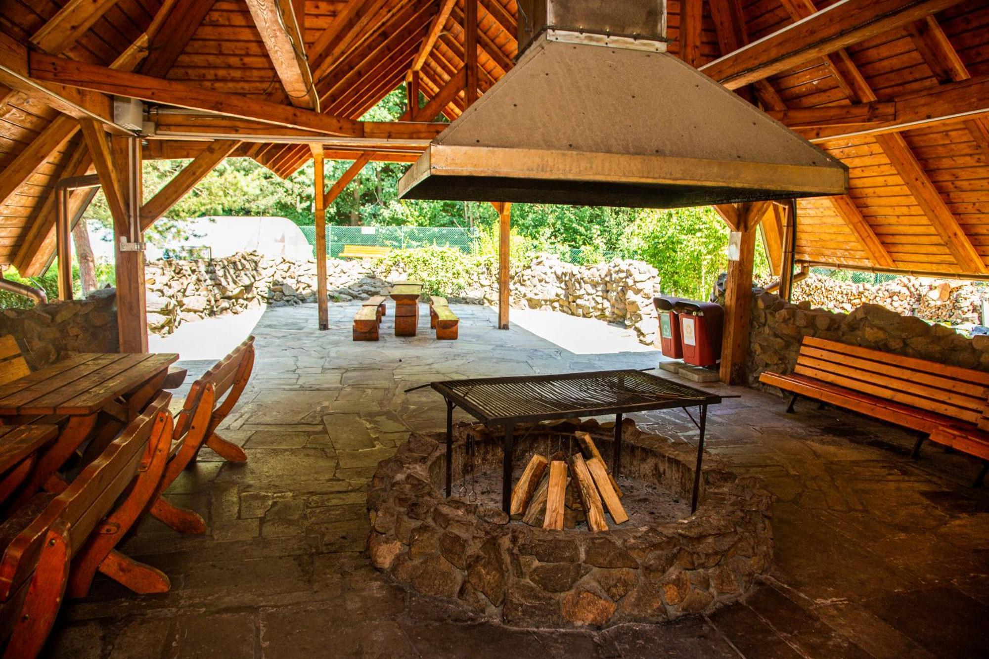 Ponikiew Resort Βαντοβίτσε Εξωτερικό φωτογραφία