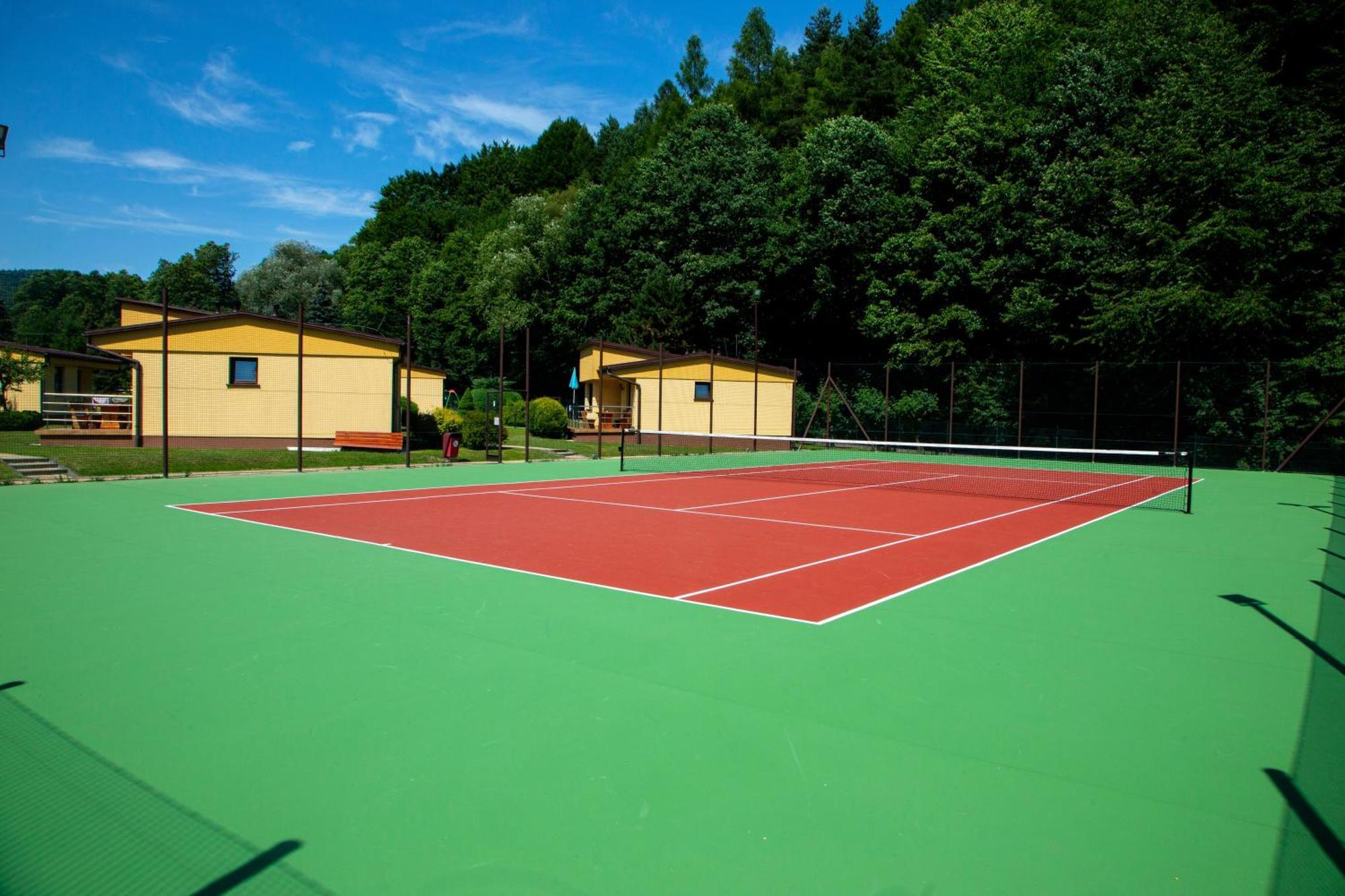 Ponikiew Resort Βαντοβίτσε Εξωτερικό φωτογραφία
